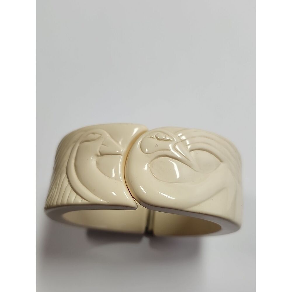 Vintage Laurel Burch Chunky Carved Mynah Birds Beige Clamper Cuff Bracelet